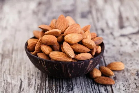 تصویر 1 از خرید و قیمت انواع بادام درختی خام